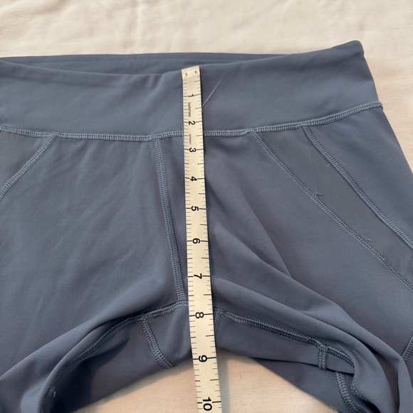 Lululemon 8 Cool to Street Crop Capri Leggings ~ Blue Sheer Low Rise - Picture 5 of 8